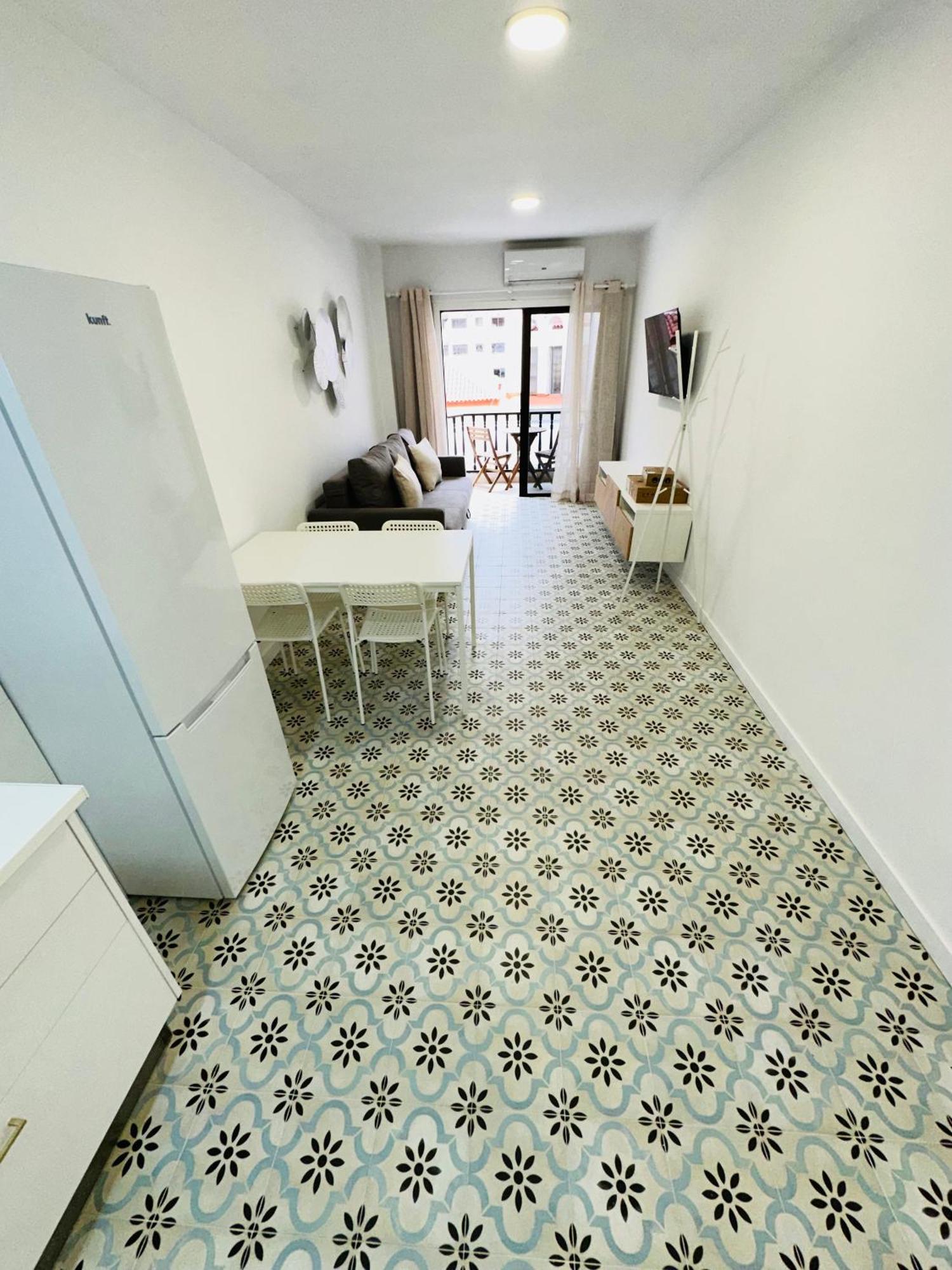 Central Flat Los Cristianos Square Guincho  外观 照片
